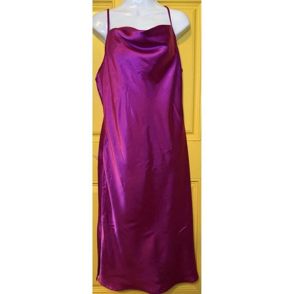 BEBE Y2K Call Dress Satin Evening SZ Large Side Slits Feminine Glam‎ Romantic